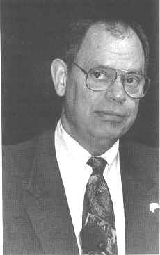 Philip Condit, CEO Boeing, 1997.jpg (66448 bytes)